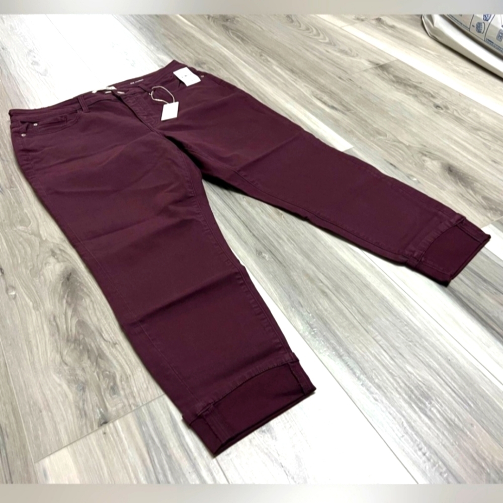 NWT Skinny Leg Colored Denim Jean